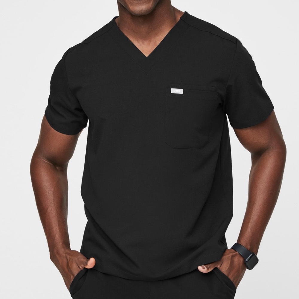 Men’s Black Leon Two Pocket Scrub Top